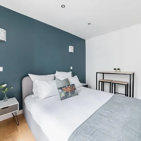 Imhost 6 - Charming Appartement Batignolles Paris Exterior photo